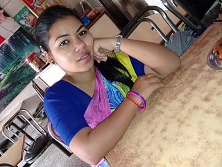Hot Desi bhabhi Akansha Garg dari Lucknow ditangkap mengadakan hubungan seks
