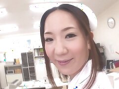 Jururawat Jepun yang cantik mendapat fuck keras oleh doktor