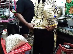 Tamil de 55 años, suegra caliente follada por hijo en flu ley en flu cocina - cum en el gran culo