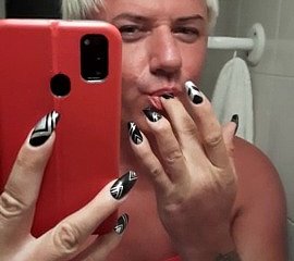 Sonyastar magnificent shemale masturbates prevalent smart nails