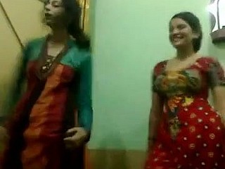 Pakistani Hot NOT aunties Rate Dance